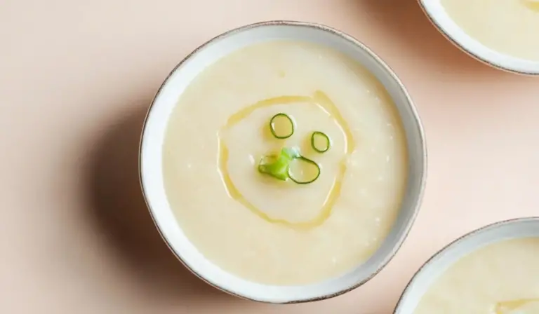 Slow Cooker Dehydrated Potato Soup: A Creamy and Effortless Comfort Meal