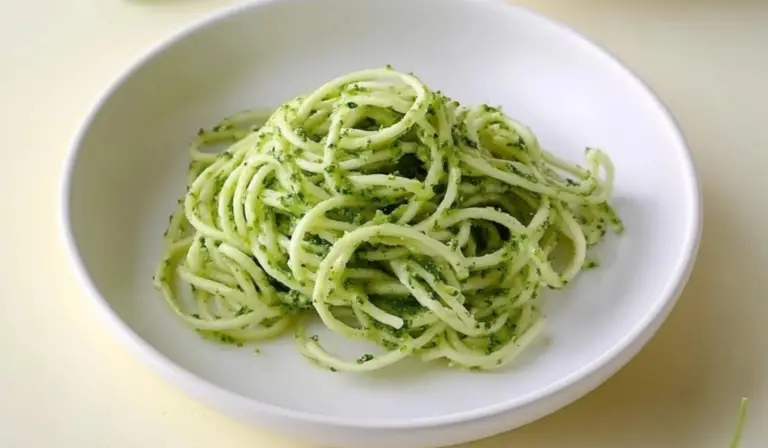 A Beginner’s Guide to Making Pesto Zoodles: A Light and Flavorful Delight